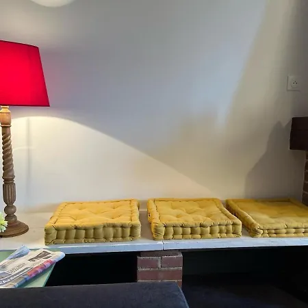 Maison Authentique En Bord De Meuse Дом отдыха